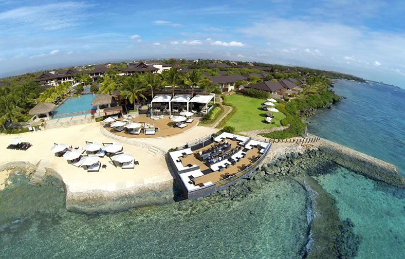 Crimson Resort and Spa Mactan
